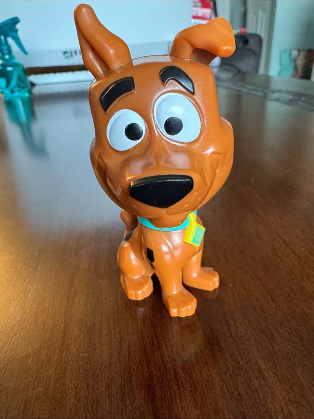 McDonald’s Scooby-Doo Bobble Head Figure with Teal Collar and Yellow Tag